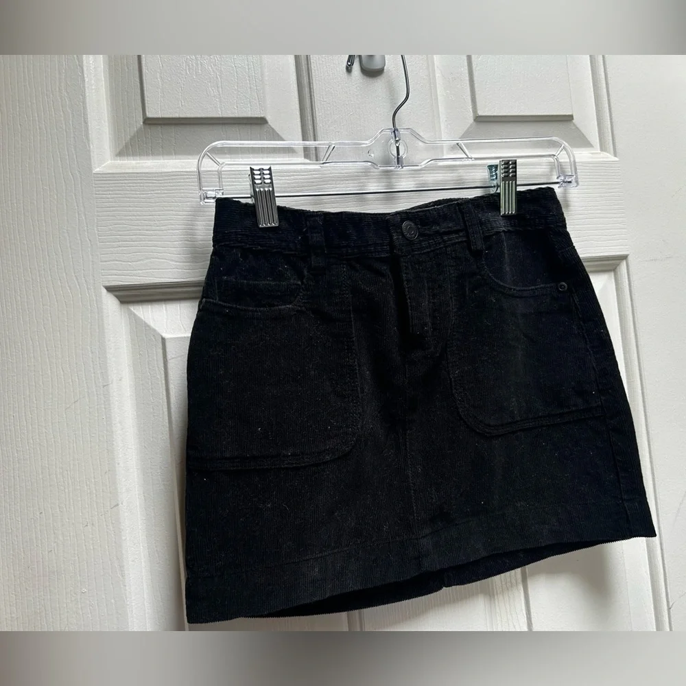 OLD NAVY Black Corduroy Mini Skirt Girls Size 10 adjustable waist straps